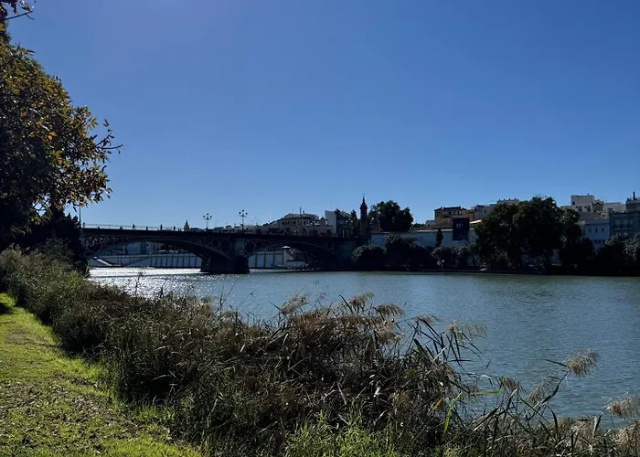 Luca Oliva Homes Riverside Apartment